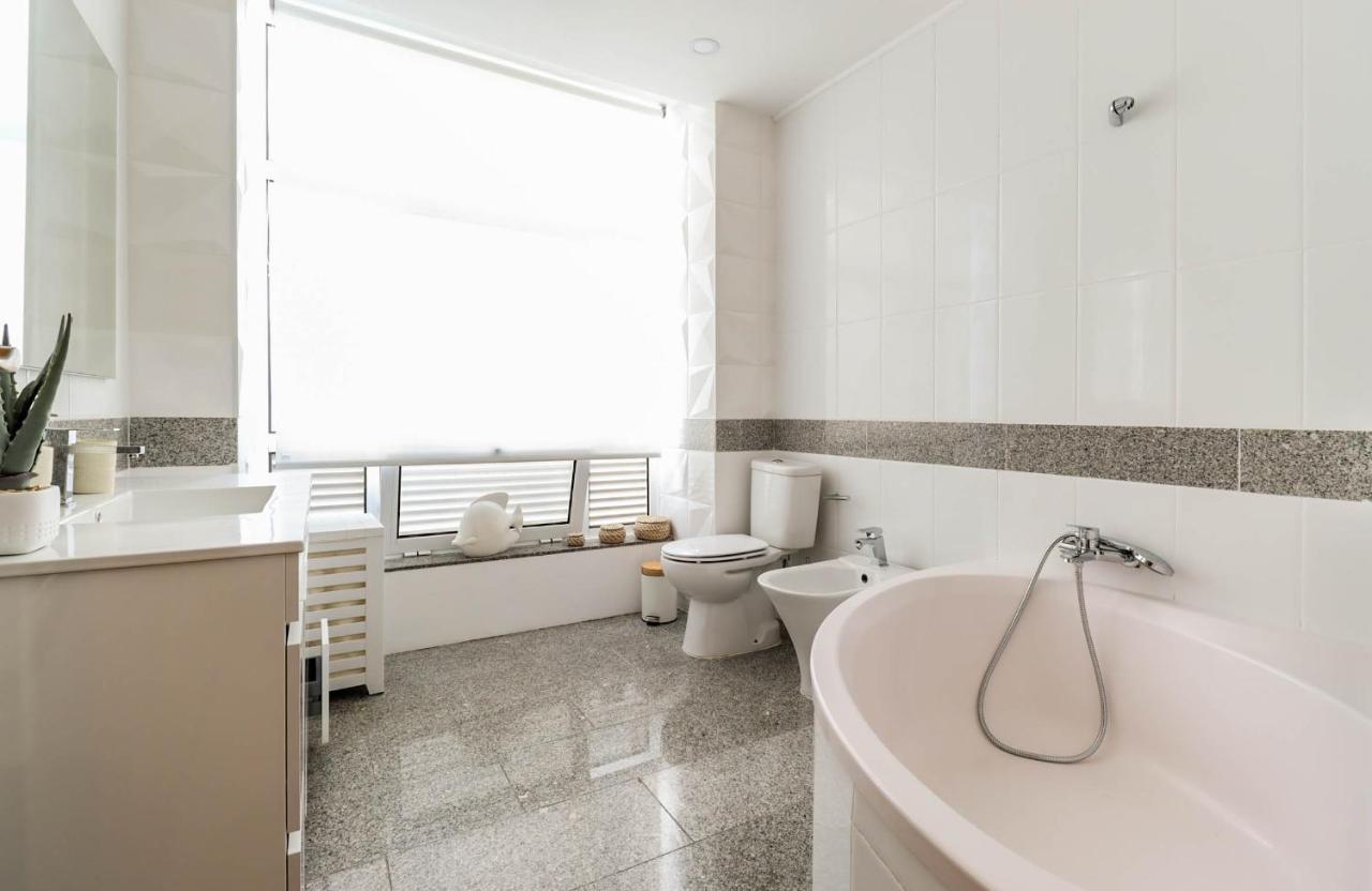 Flor Do Mar - Spacious Apartment With Balcony Vila Praia de Âncora Exterior foto